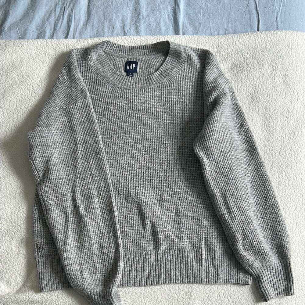 GAP Women’s Gray Sweater